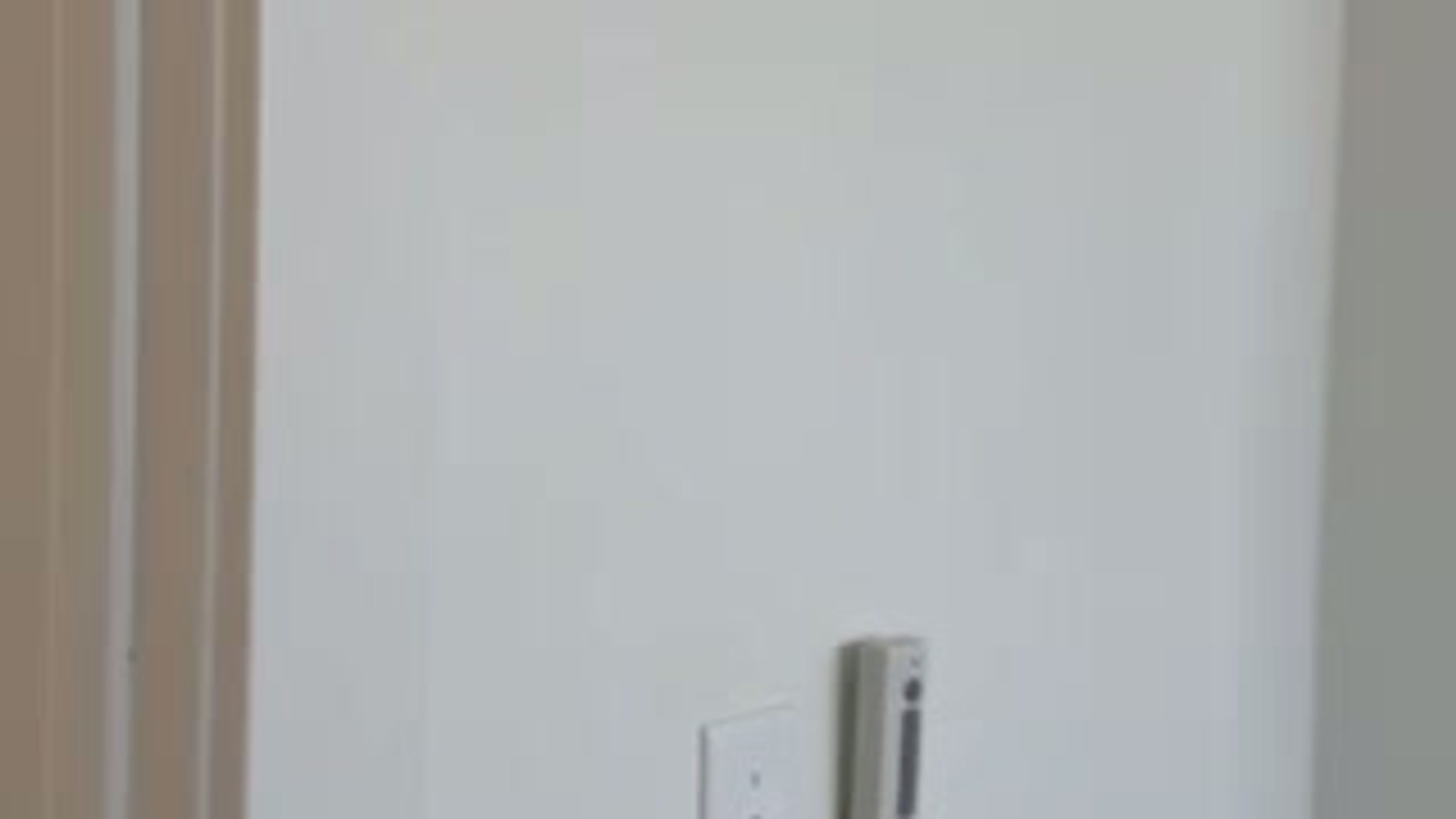 UNIT F | 2 Bed / 1 Bath
